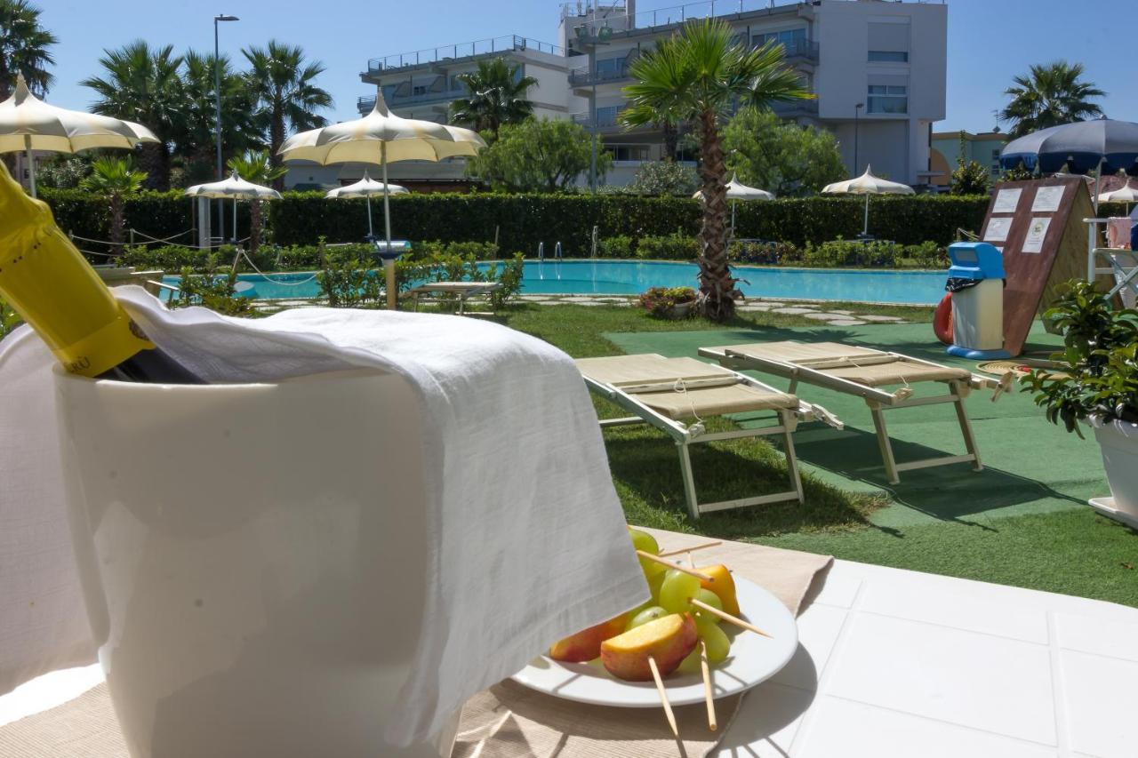 Seapark Spa Resort Джуліанова Екстер'єр фото